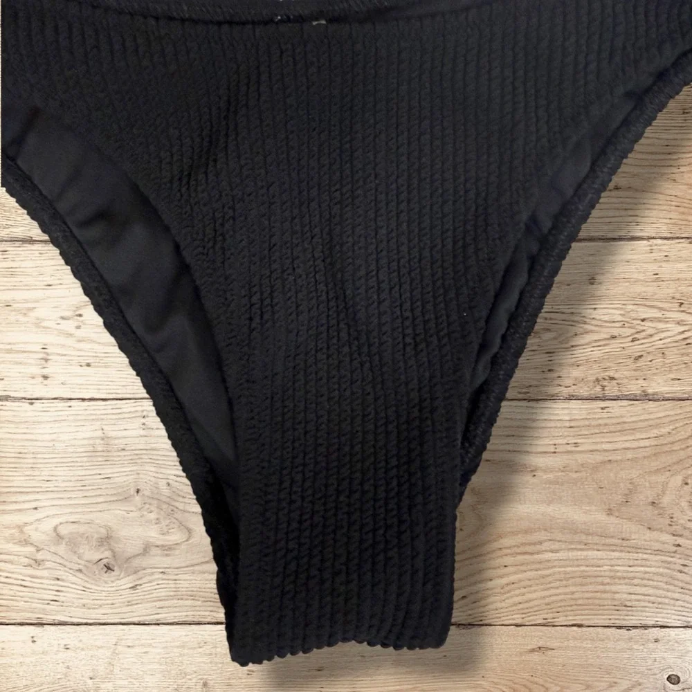 PINK Victoria's Secret Ribbed Deep Cut Brazilian Bikini‎ Bottom NWT Size M Black